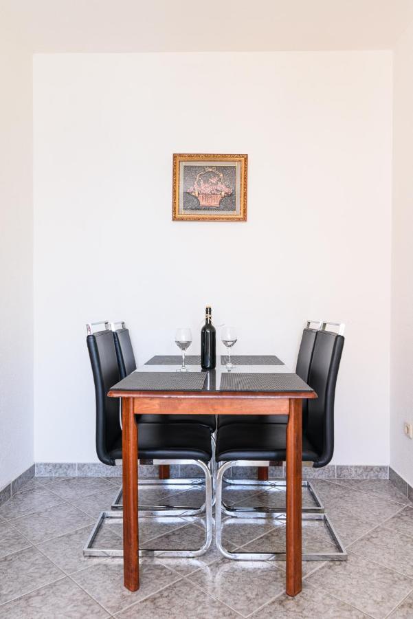 Apartmani Suki Трогир Экстерьер фото