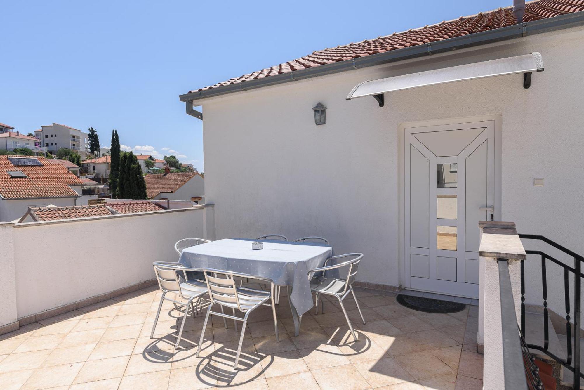 Apartmani Suki Трогир Экстерьер фото