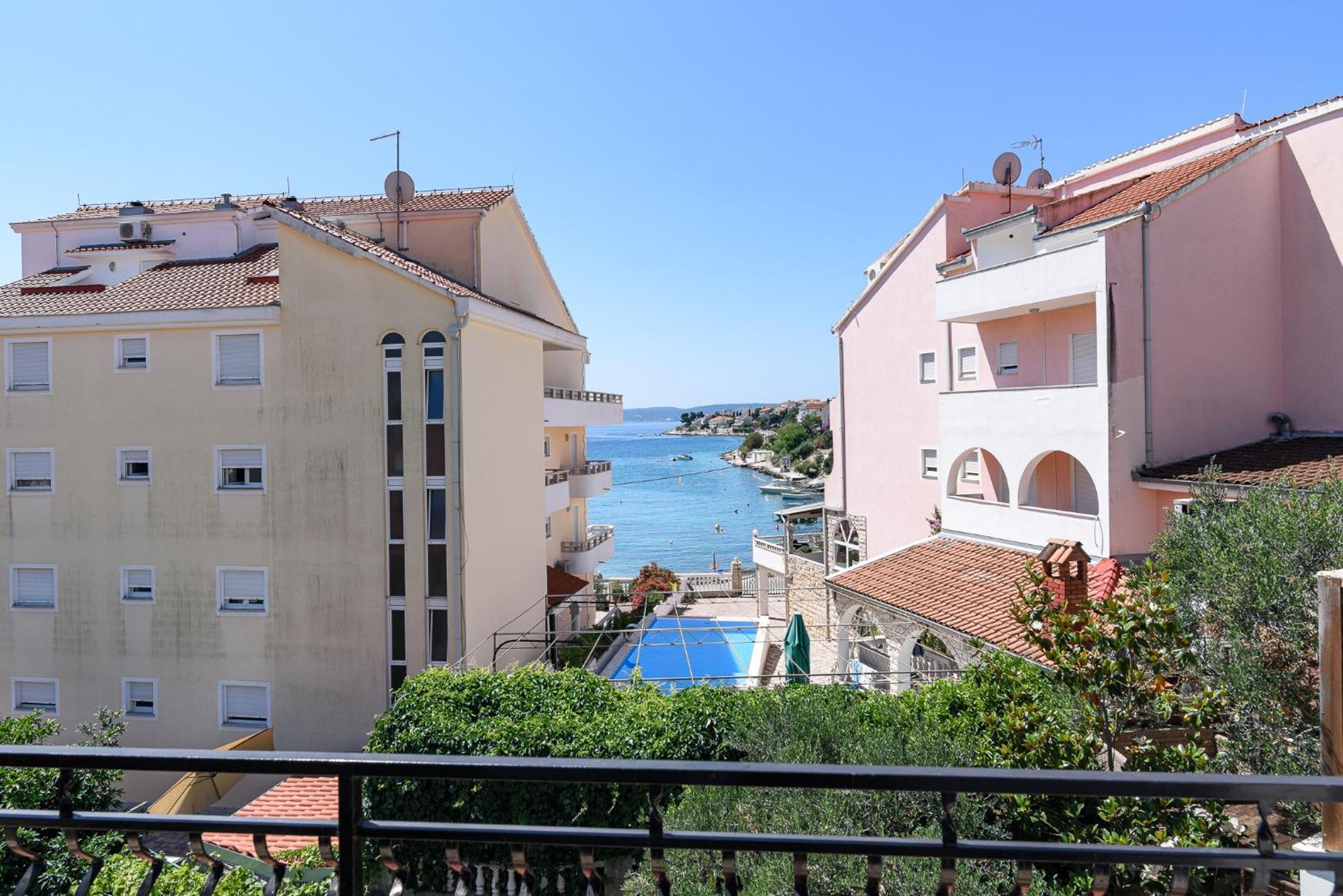 Apartmani Suki Трогир Экстерьер фото