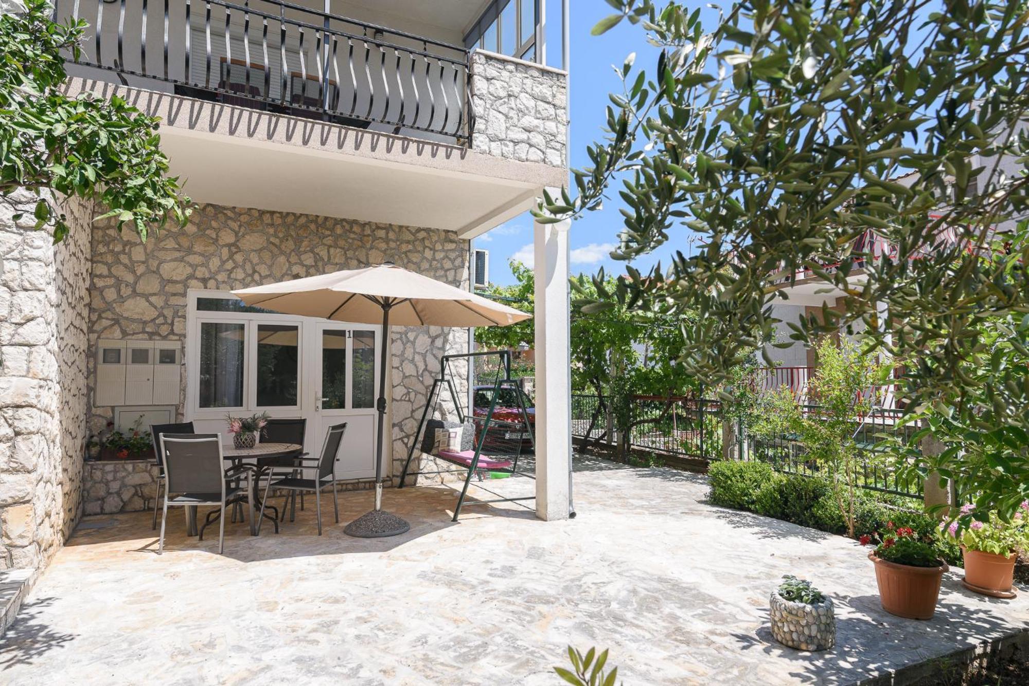 Apartmani Suki Трогир Экстерьер фото